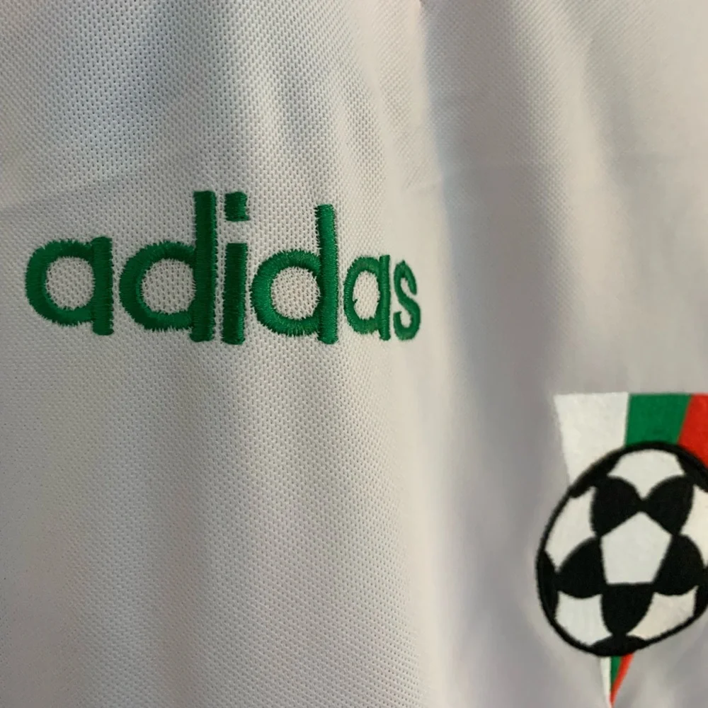 Retro Bulgaria 1994 Jersey - Picture 7 of 13